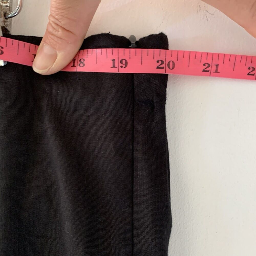 Women's Linen Straight Leg Ankle Pants in Black - Picture 7 of 9